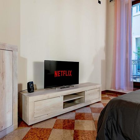 -Near Arena & Giuletta- Pet Friendly Mazzini Palace 베로나 외부 사진