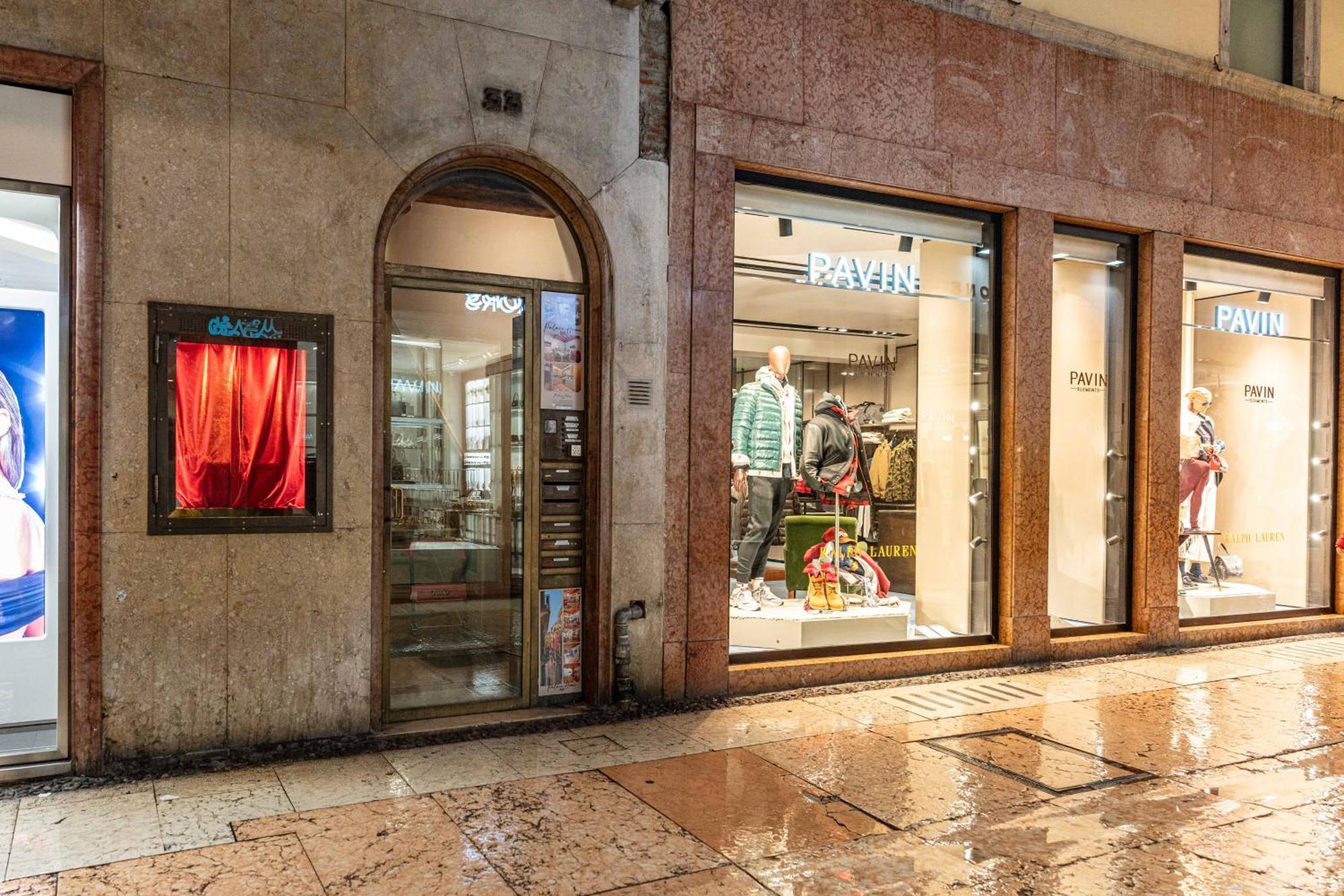 -Near Arena & Giuletta- Pet Friendly Mazzini Palace 베로나 외부 사진