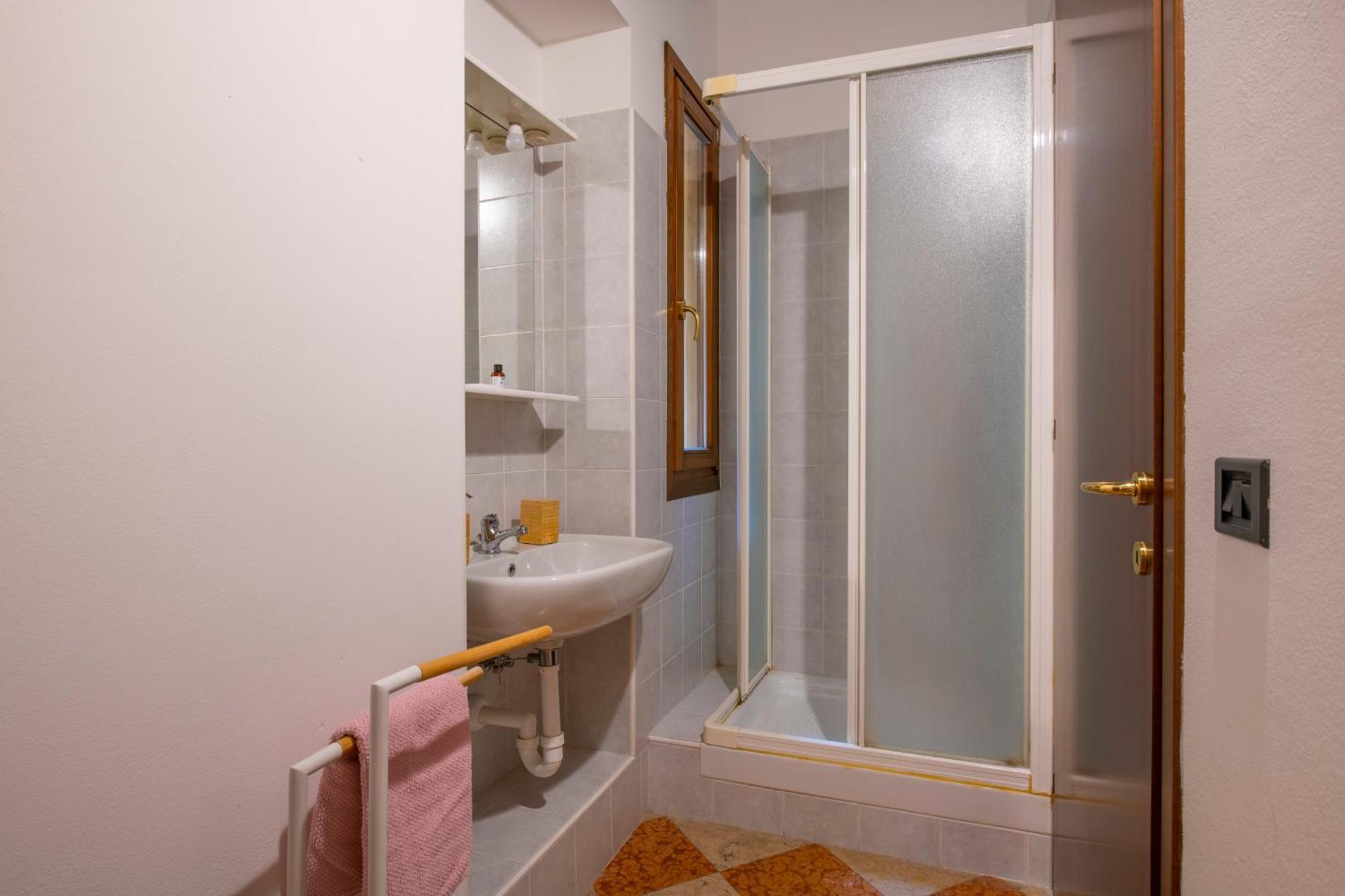 -Near Arena & Giuletta- Pet Friendly Mazzini Palace 베로나 외부 사진
